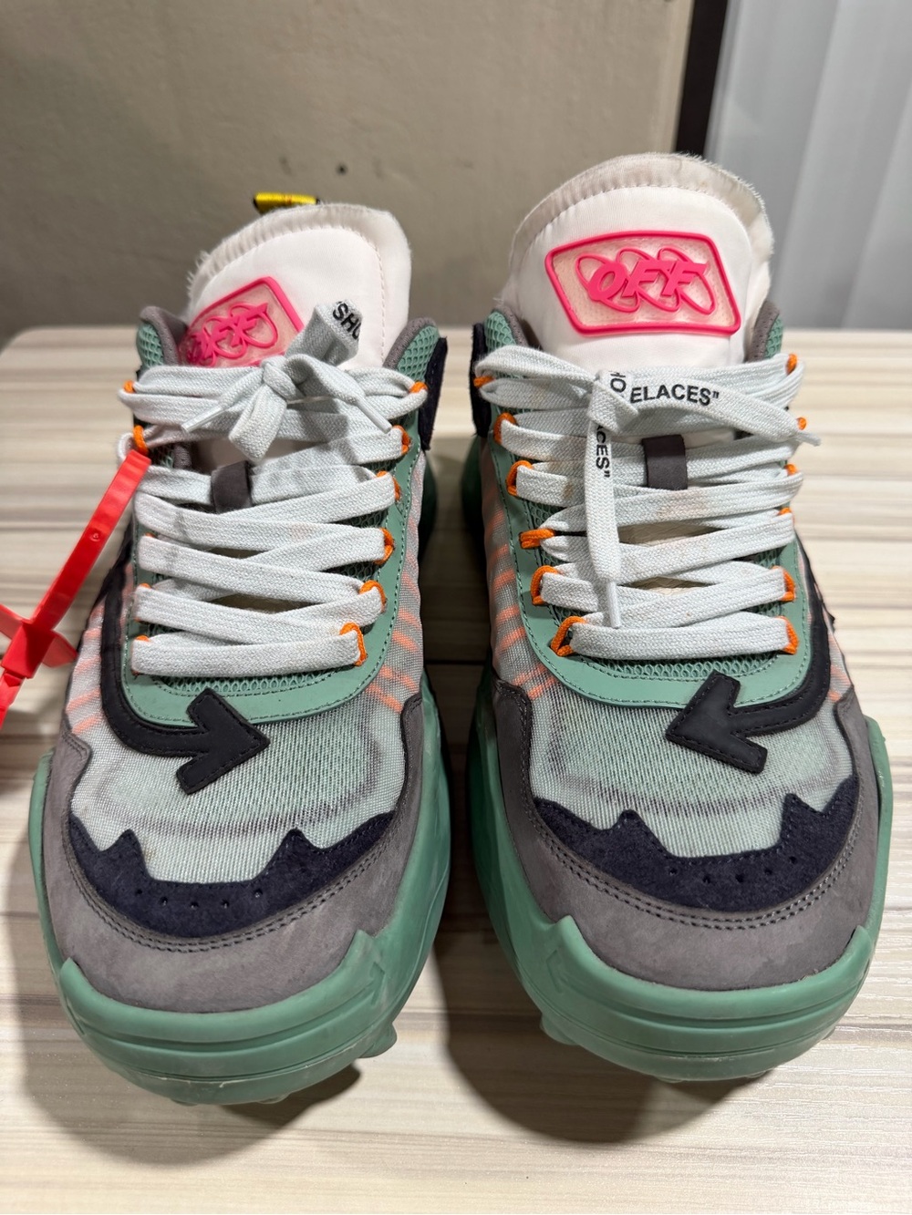 Men’s Sneakers
Off-White ODSY-1000 'Mint'